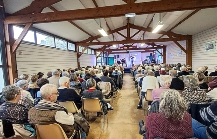 Salle comble au concert du 23 Novembre 2025 à la salle des fêtes de La Sauvetat du Dropt